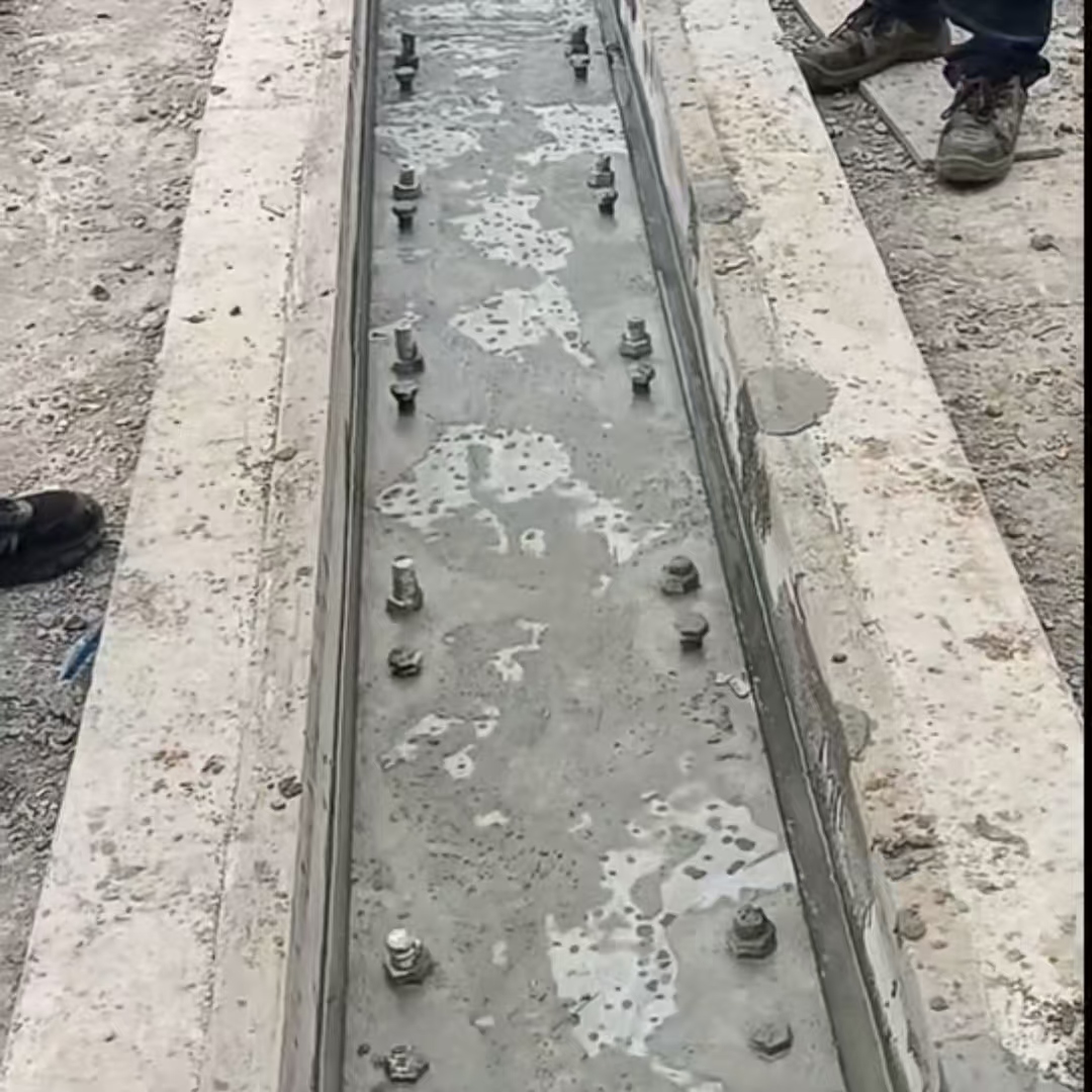 永德港口码头起重机龙门吊重型机械设备稳固用早强快凝轨道胶泥